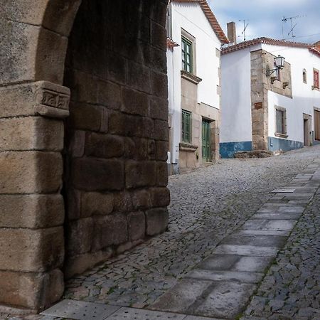 Portas Da Villa Miranda do Douro Luaran gambar